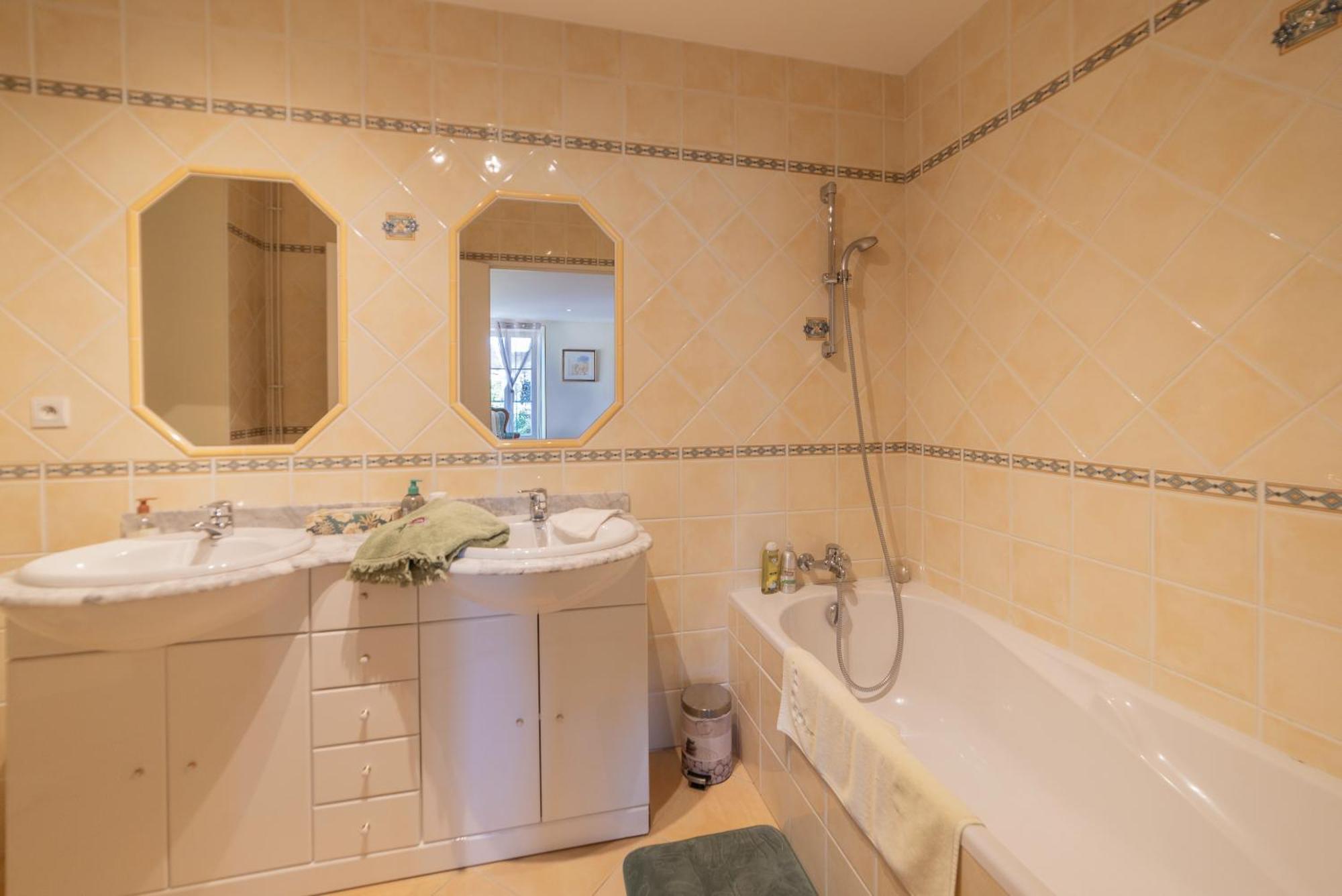 Chambre d'Hôtes Le Val Du Chapelain Acomodação com café da manhã Montigny-la-Resle Quarto foto