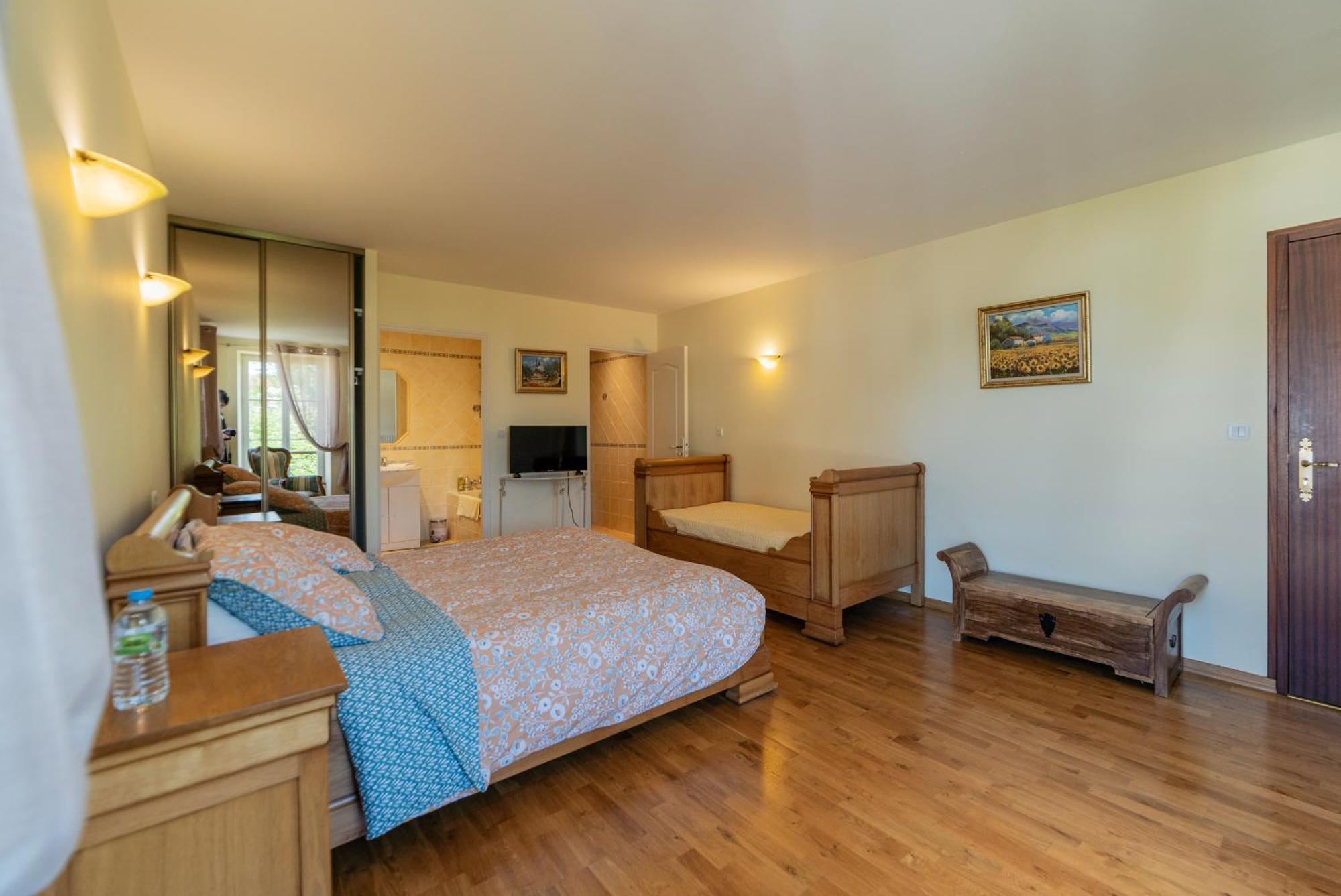 Chambre d'Hôtes Le Val Du Chapelain Acomodação com café da manhã Montigny-la-Resle Quarto foto